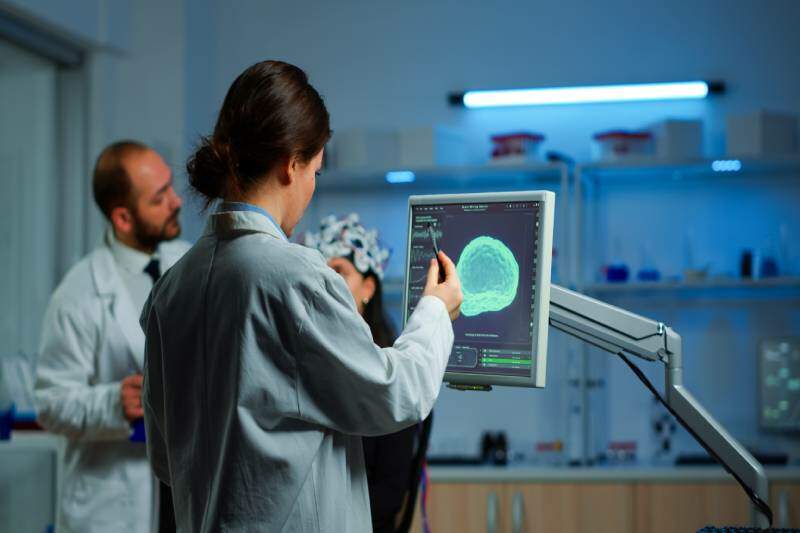 Inteligência Artificial na Medicina: aplicações práticas e limites éticos